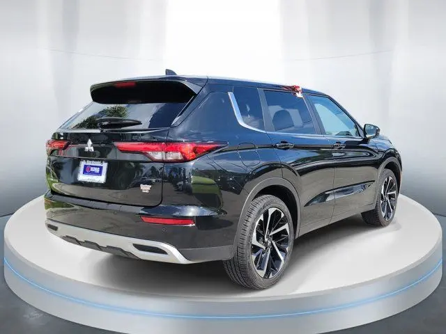 2024 Mitsubishi Outlander - $18,744