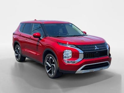 Photo of a 2024 Mitsubishi Outlander AWD SE 4DR SUV for sale