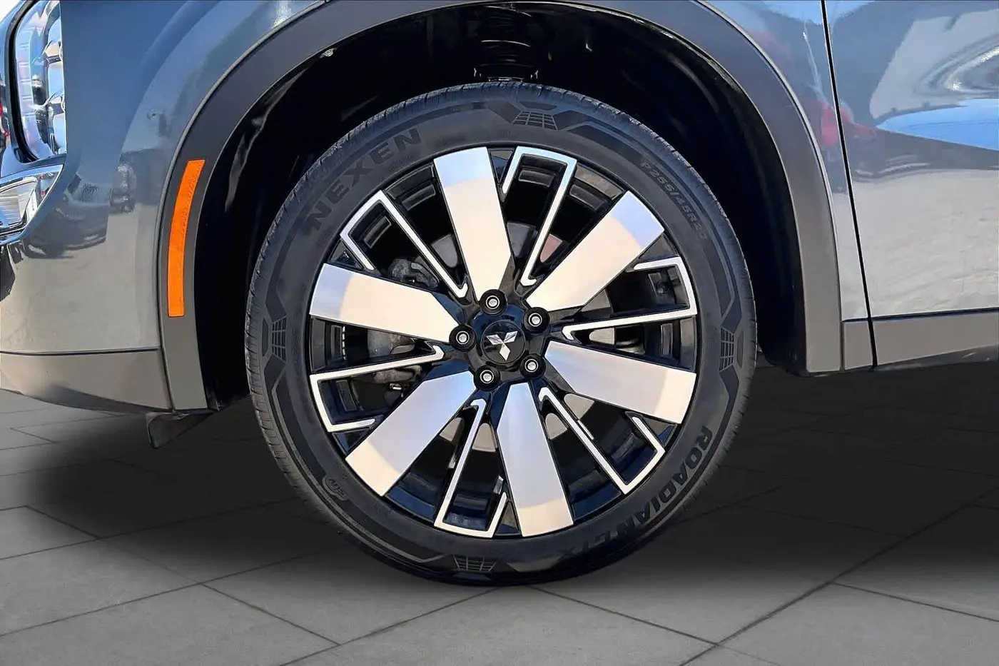 2025 Mitsubishi Outlander - $23,779