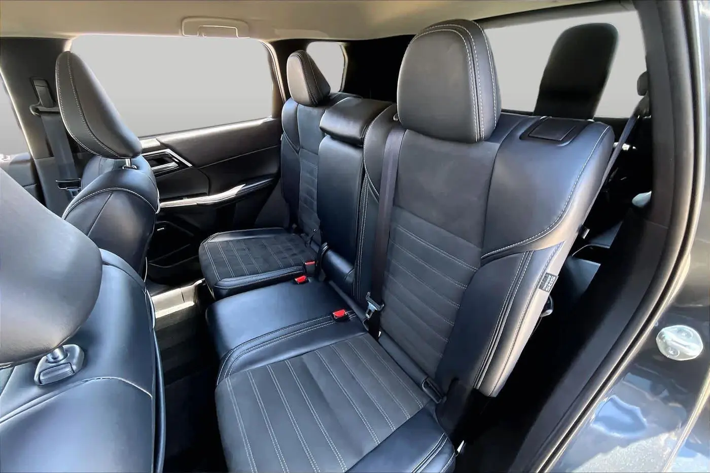 2025 Mitsubishi Outlander - $23,779
