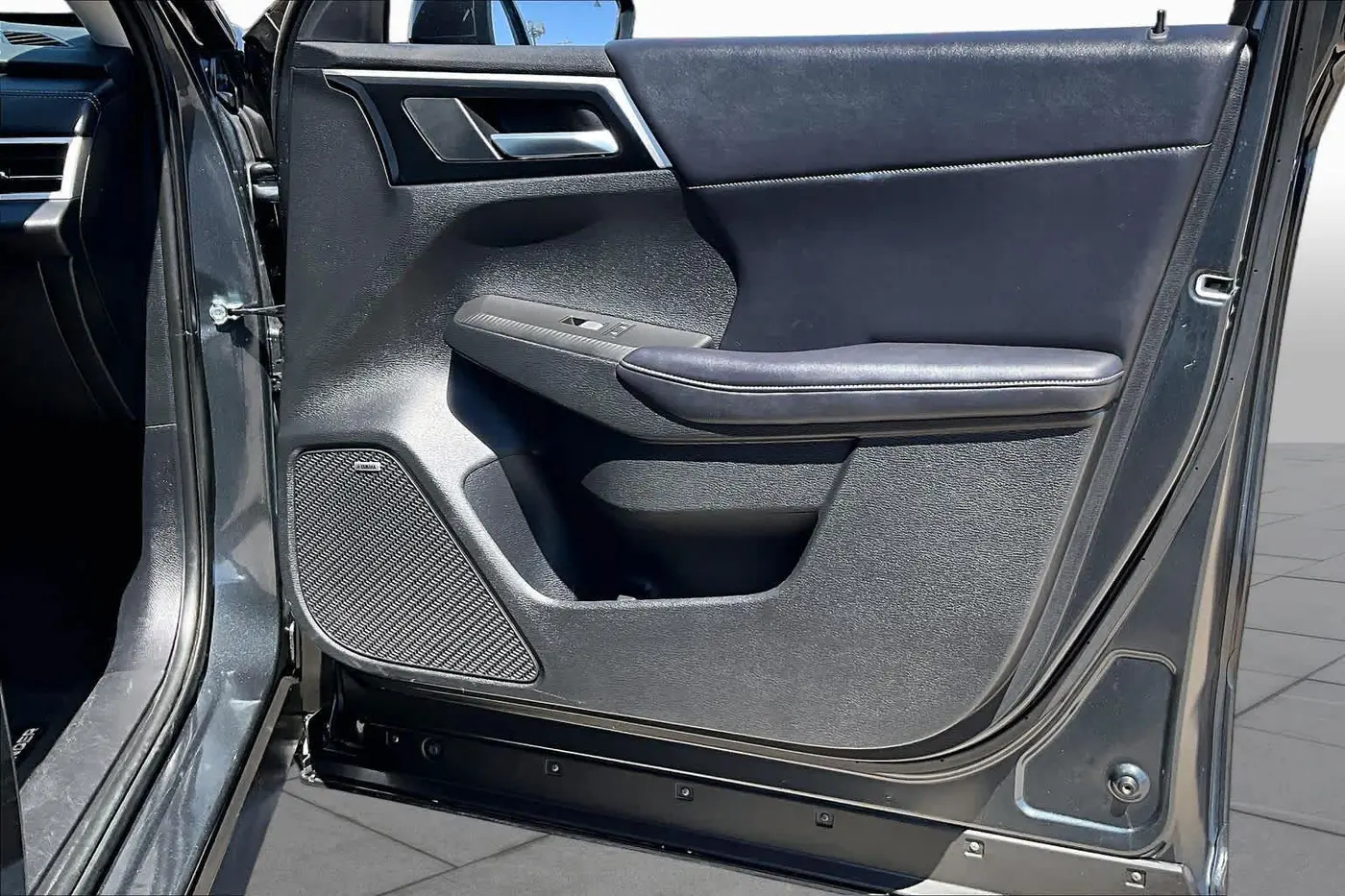 2025 Mitsubishi Outlander - $23,779