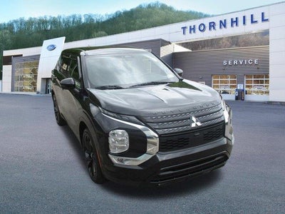 Photo of a 2024 Mitsubishi Outlander AWD SE 4DR SUV for sale