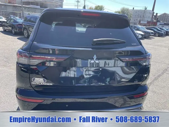2025 Mitsubishi Outlander - $23,990