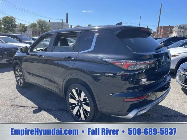 2025 Mitsubishi Outlander - $23,990