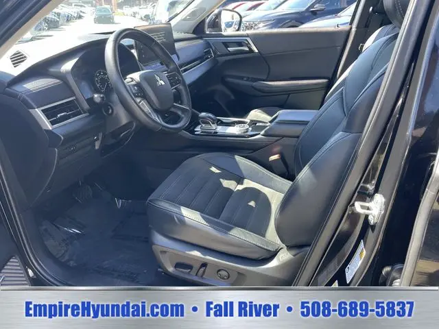 2025 Mitsubishi Outlander - $23,990