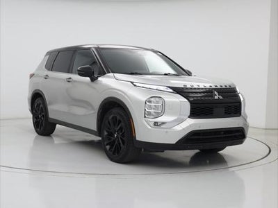 Photo of a 2023 Mitsubishi Outlander AWD SE 4DR SUV for sale