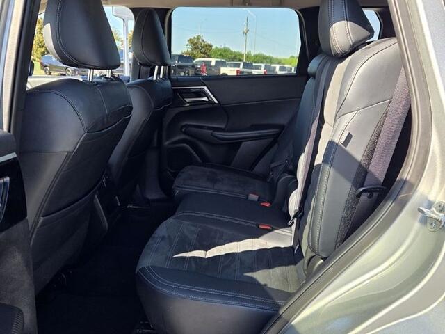 2024 Mitsubishi Outlander - $21,894