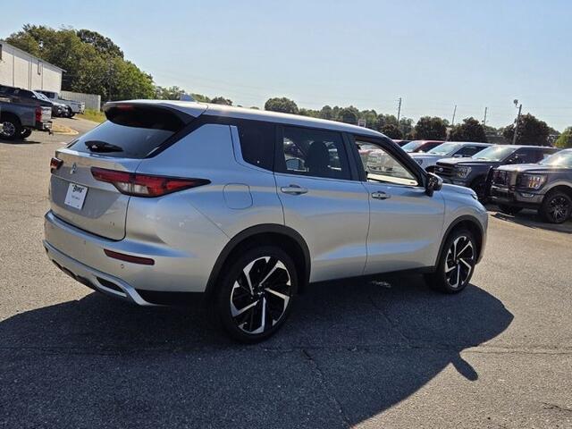 2024 Mitsubishi Outlander - $21,894