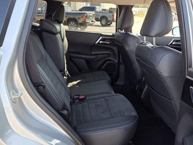 2024 Mitsubishi Outlander - $21,894