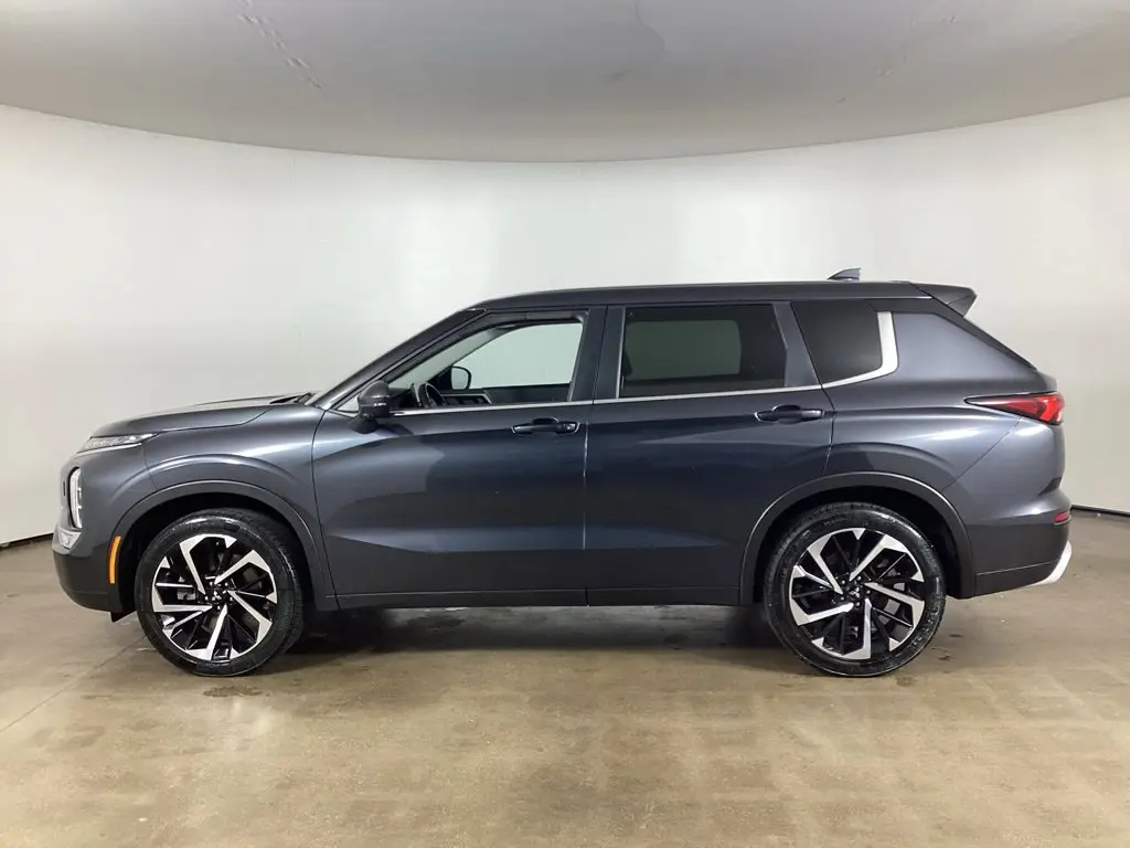 2024 Mitsubishi Outlander - $21,564