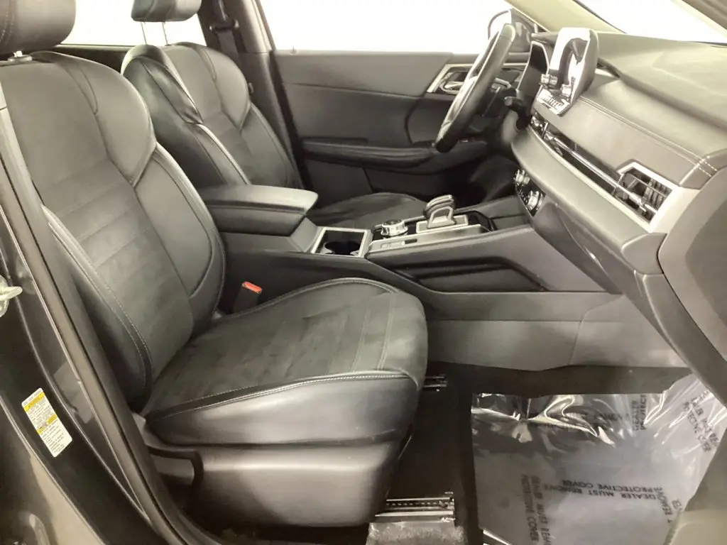 2024 Mitsubishi Outlander - $21,564