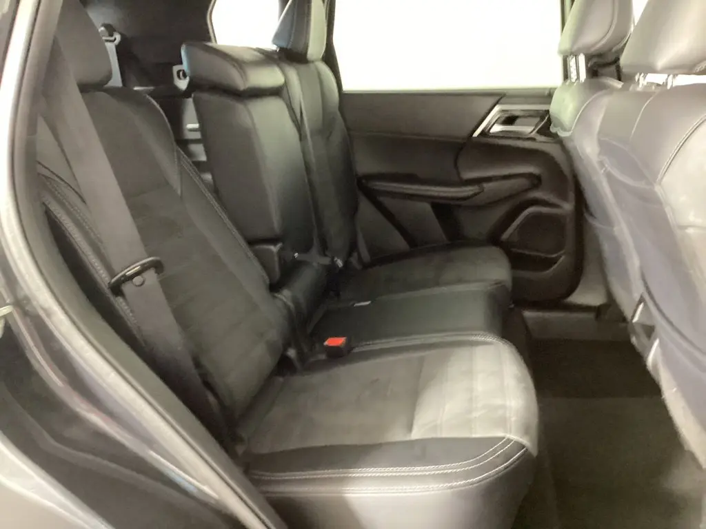 2024 Mitsubishi Outlander - $21,564