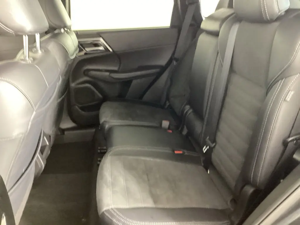 2024 Mitsubishi Outlander - $21,564