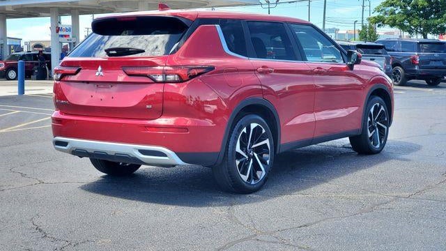 2024 Mitsubishi Outlander SE