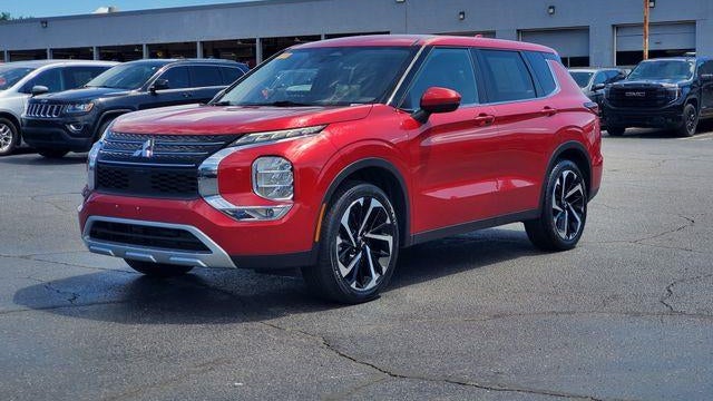 2024 Mitsubishi Outlander SE