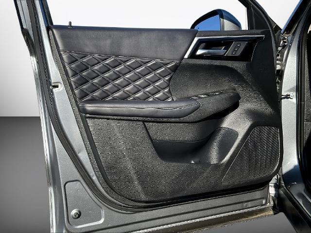 2022 Mitsubishi Outlander - $19,999