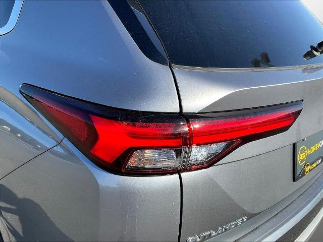 2022 Mitsubishi Outlander - $19,999