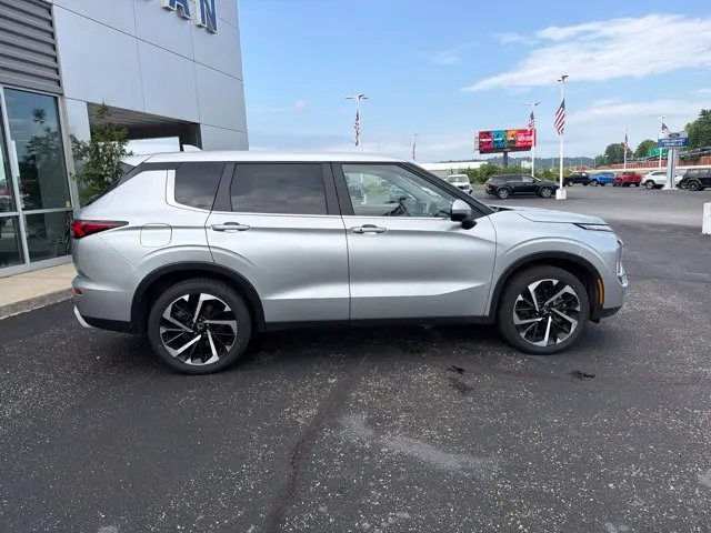 2024 Mitsubishi Outlander - $23,407