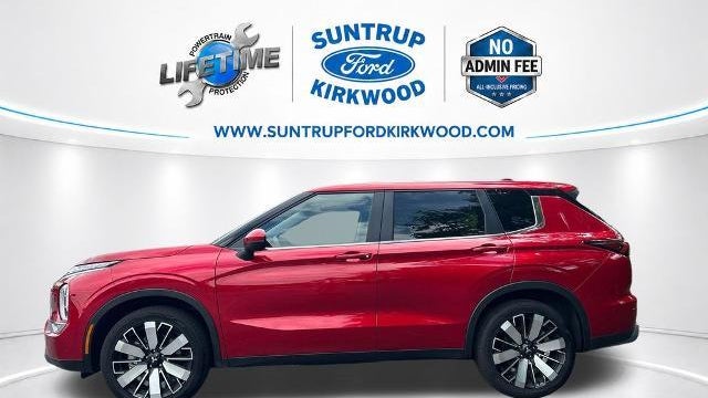 2025 Mitsubishi Outlander SE