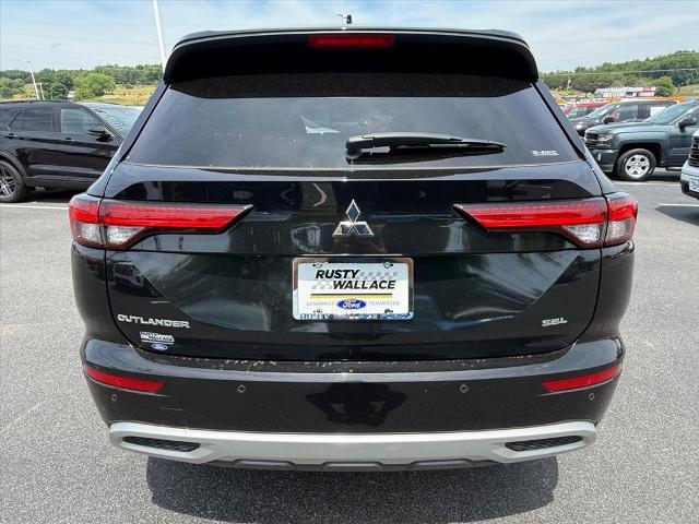 2022 Mitsubishi Outlander - $20,688
