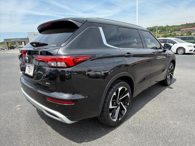 2022 Mitsubishi Outlander - $20,688