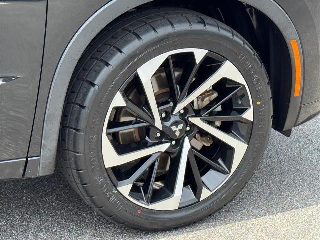 2022 Mitsubishi Outlander - $20,688