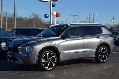 Photo of a 2022 Mitsubishi Outlander AWD SEL 4DR SUV for sale