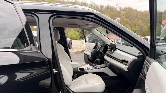 2023 Mitsubishi Outlander SE