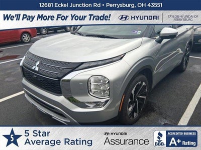 Photo of a 2024 Mitsubishi Outlander AWD SE 4DR SUV for sale