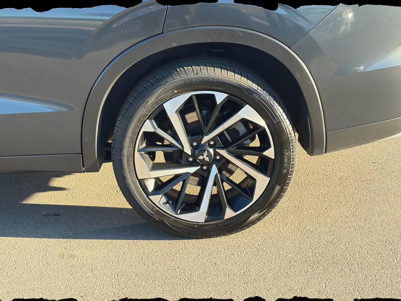 2024 Mitsubishi Outlander - $19,500