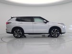 2024 Outlander Thumbnail 7