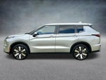 2025 Outlander Thumbnail 8