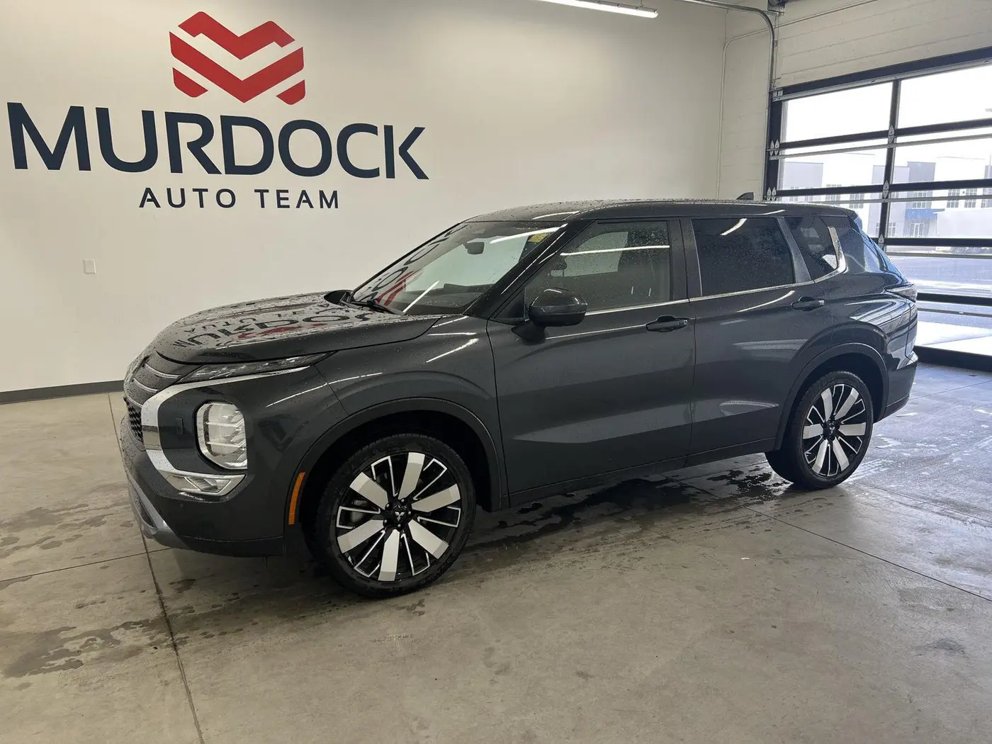 2025 Mitsubishi Outlander - $25,998