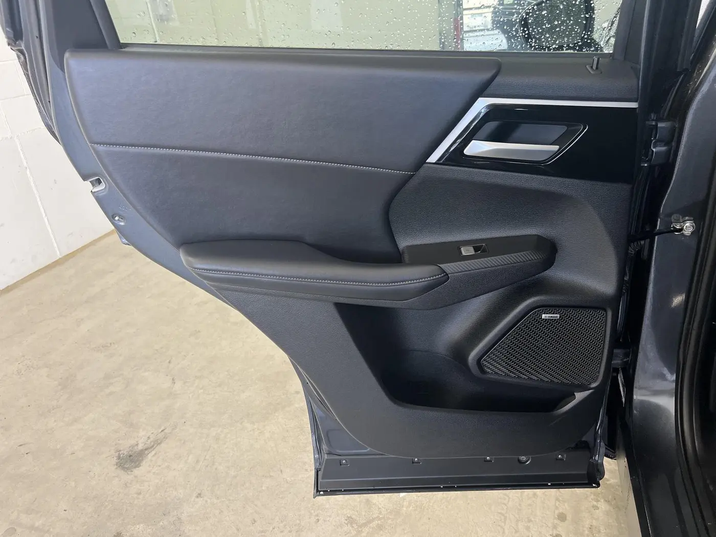 2025 Mitsubishi Outlander - $25,998