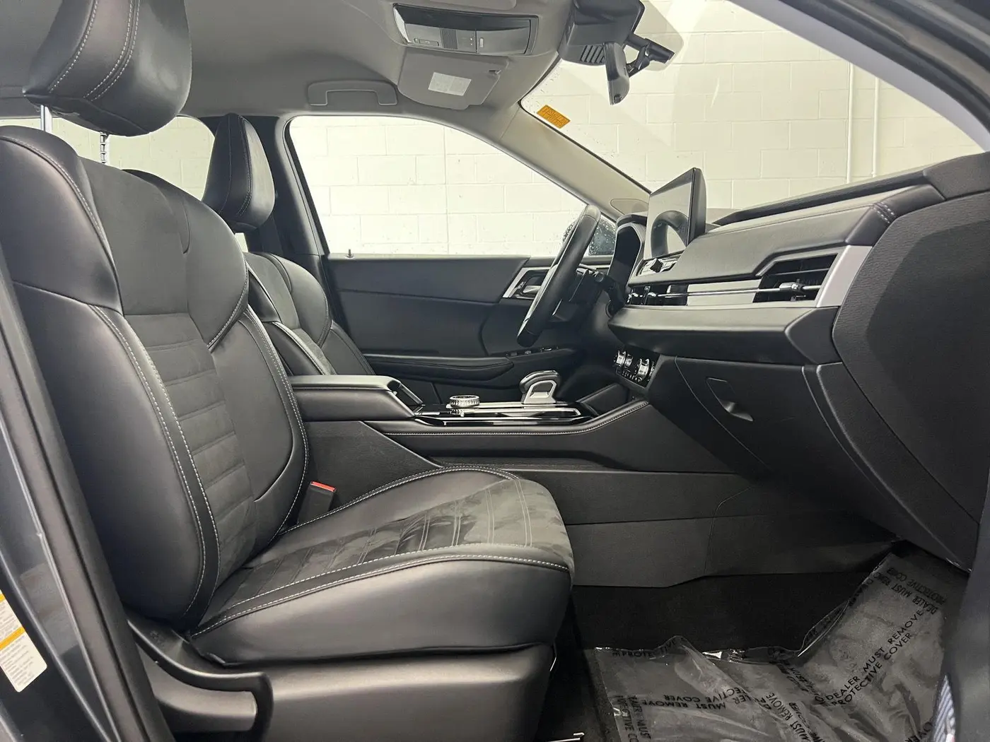 2025 Mitsubishi Outlander - $25,998