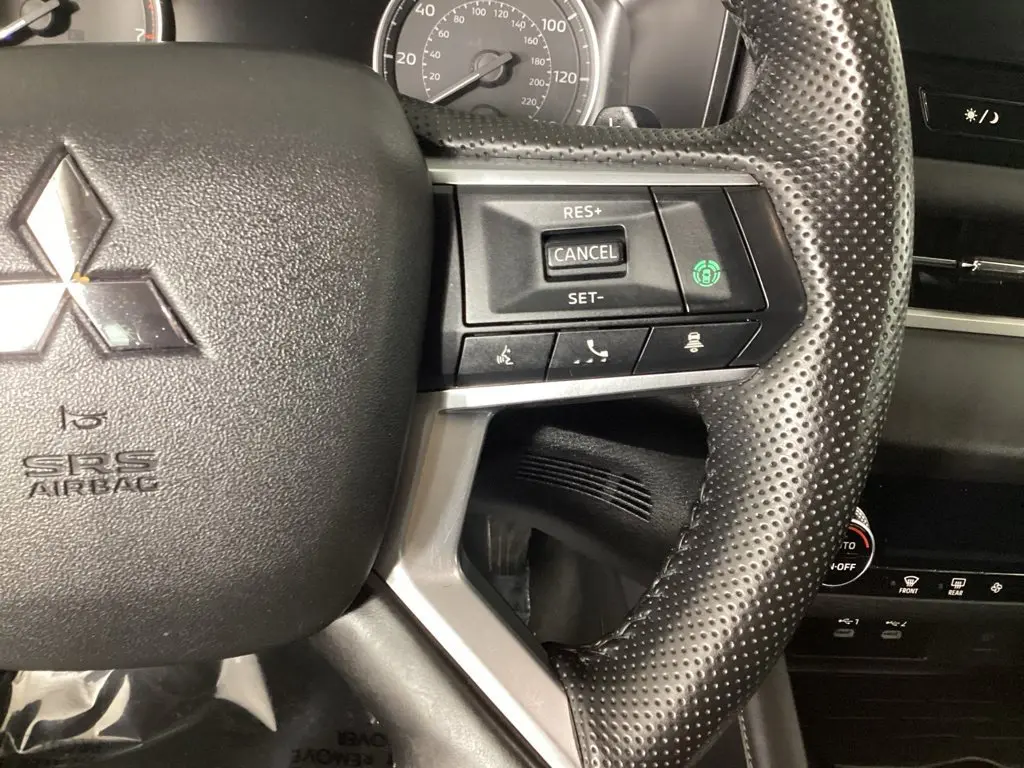 2025 Mitsubishi Outlander - $26,564