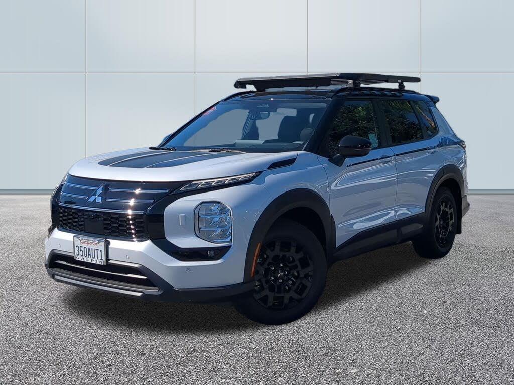 2026 Mitsubishi Outlander - $34,575