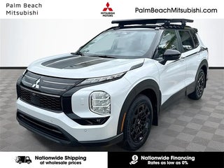 2026 Mitsubishi Outlander with White Diamond With Black Roof Exterior