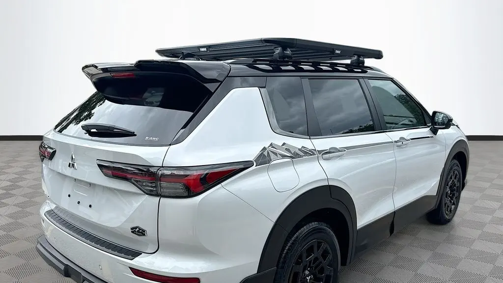 2026 Mitsubishi Outlander Trail Edition