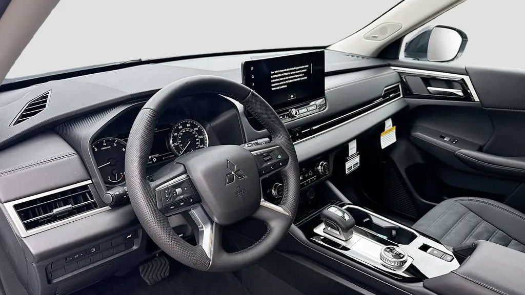 2026 Mitsubishi Outlander Trail Edition
