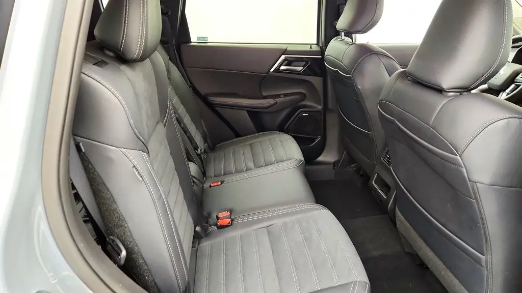 2026 Mitsubishi Outlander - $25,195