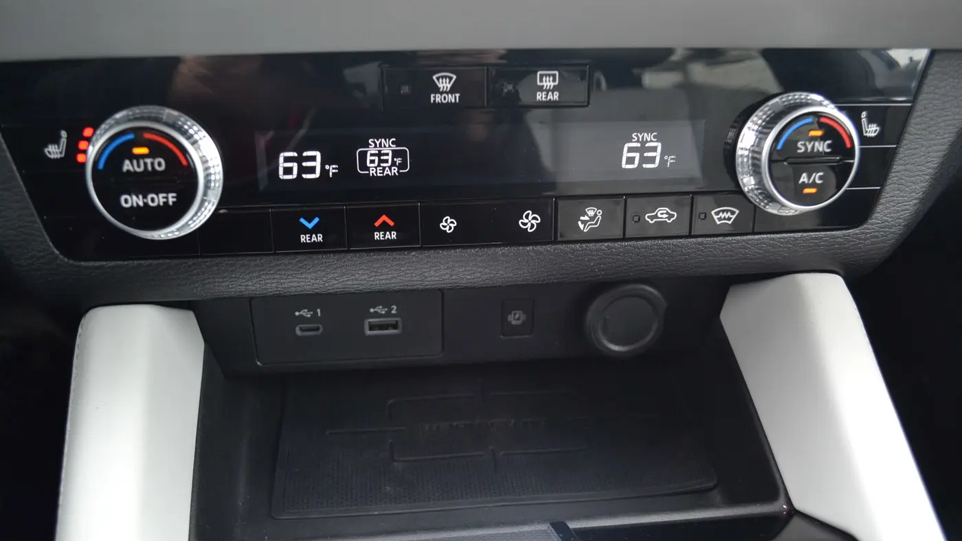 2024 Mitsubishi Outlander SEL