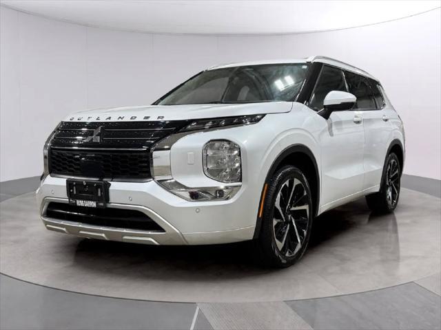 2024 Mitsubishi Outlander - $22,995