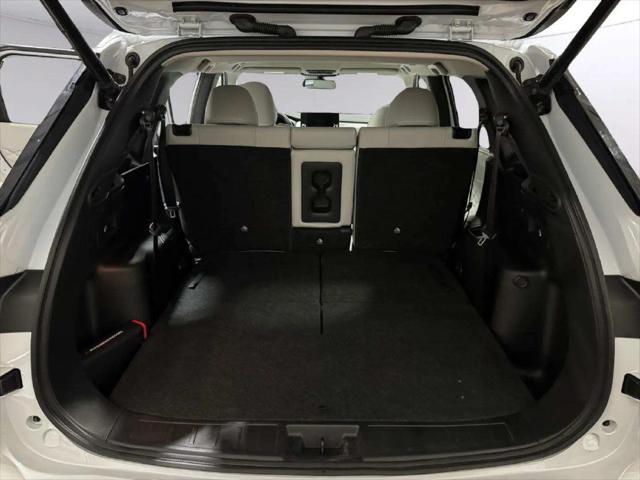 2024 Mitsubishi Outlander - $22,995