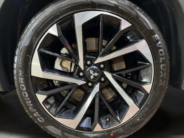 2024 Mitsubishi Outlander - $22,995