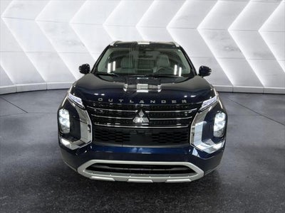 Photo of a 2024 Mitsubishi Outlander AWD SEL 4DR SUV for sale