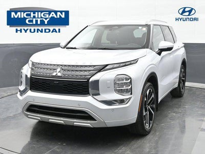 Photo of a 2024 Mitsubishi Outlander AWD SEL 4DR SUV for sale