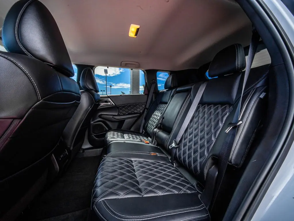 2024 Mitsubishi Outlander - $28,488