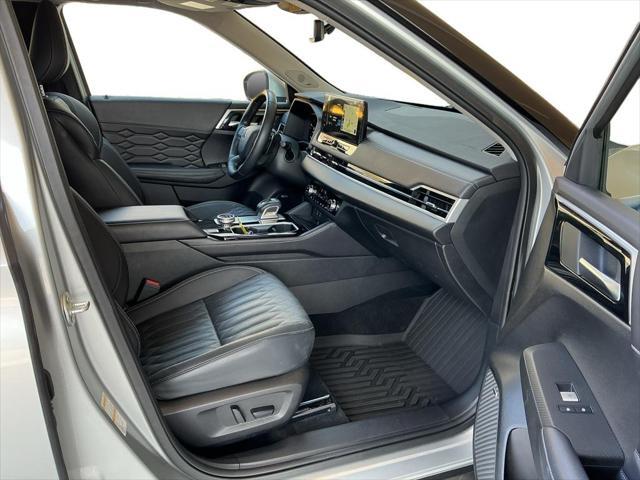 2025 Mitsubishi Outlander - $32,900