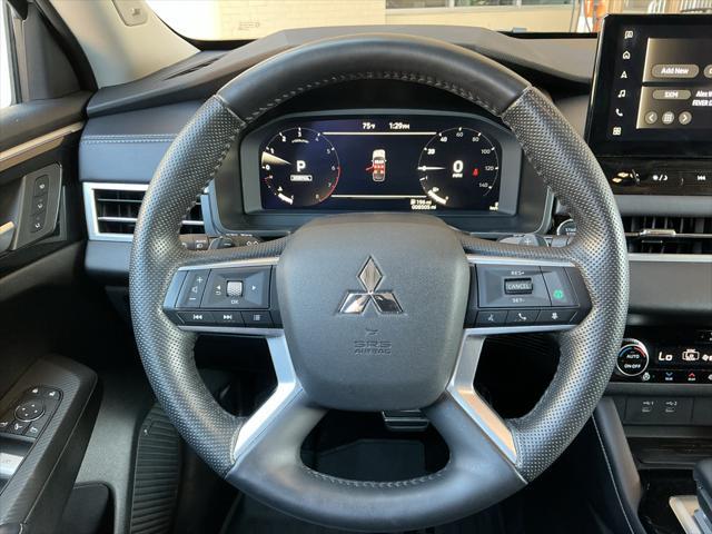 2025 Mitsubishi Outlander - $32,900